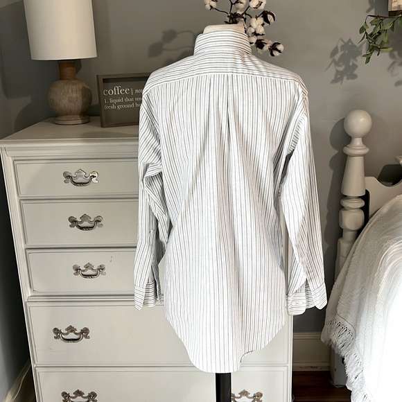 Private Club Button Down Front Gray White Stripe Mens 15.5 32/33 Shirt - Picture 7 of 10